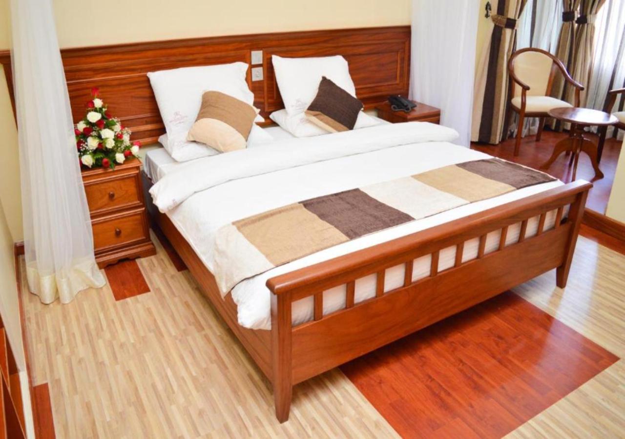 เรด รูบี้ โฮเต็ล Hotel ไนโรบี ภายนอก รูปภาพ